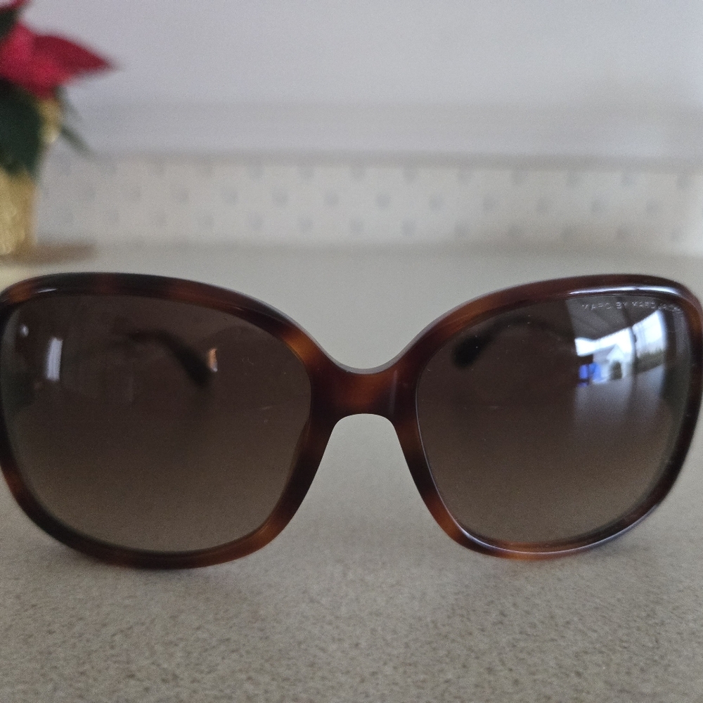 Marc by Marc Jacobs sunglasses Rectangular Solid … - image 8